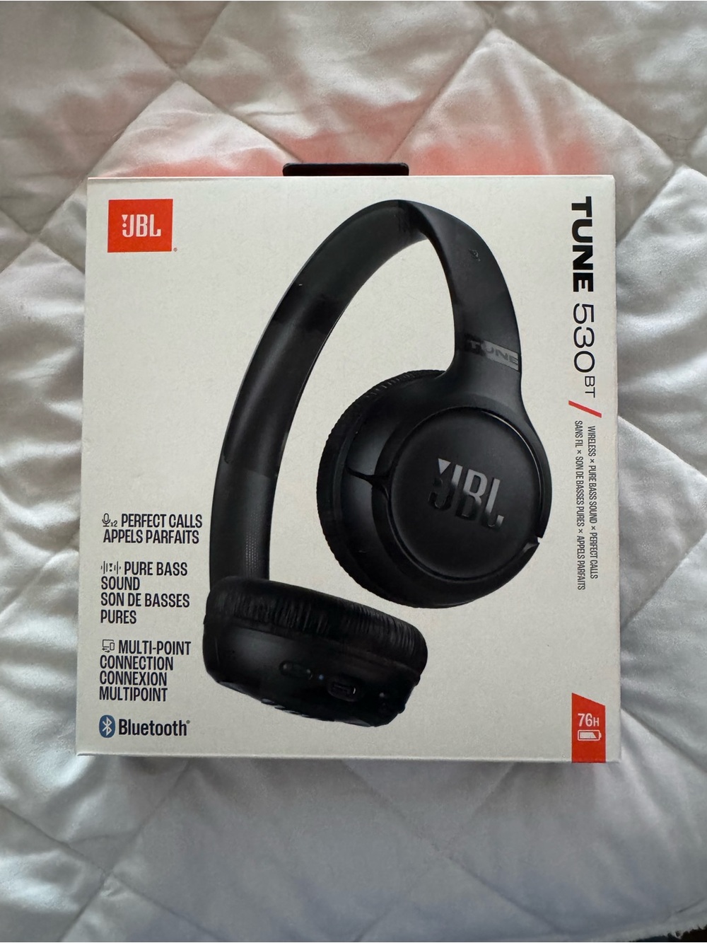 JBL Black On-Ear Wireless Headphones - Tune 530BT
